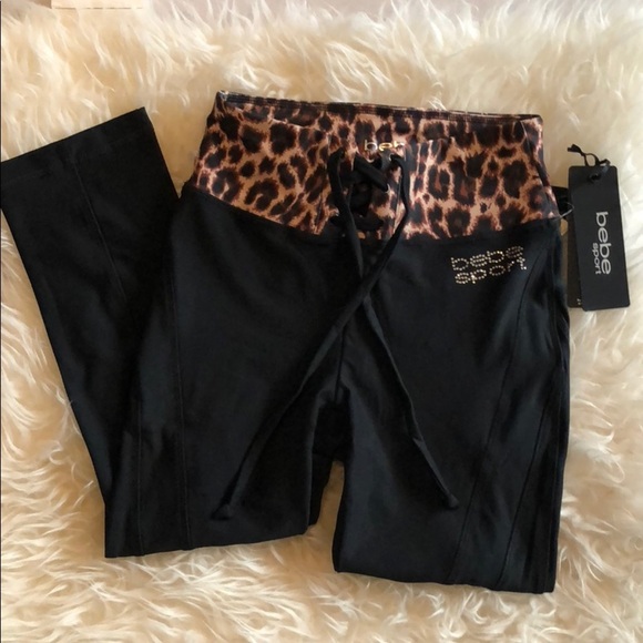 Bebe Sports Workout Capris - Picture 1 of 7